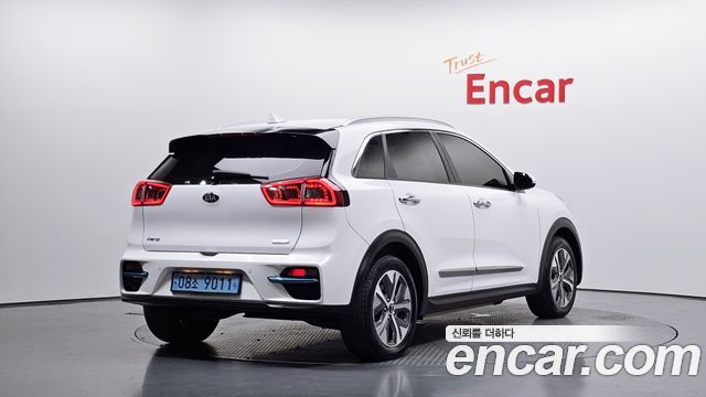 Kia Niro 2020 — photo 2