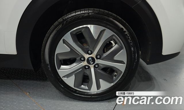 Kia Niro 2020 — photo 7