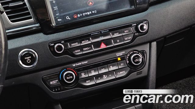 Kia Niro 2020 — photo 30