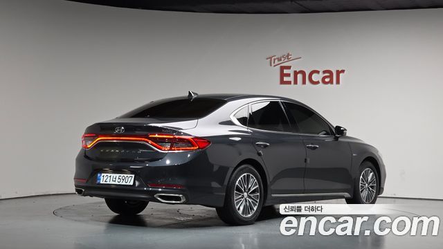 Hyundai Grandeur 2018 — photo 2