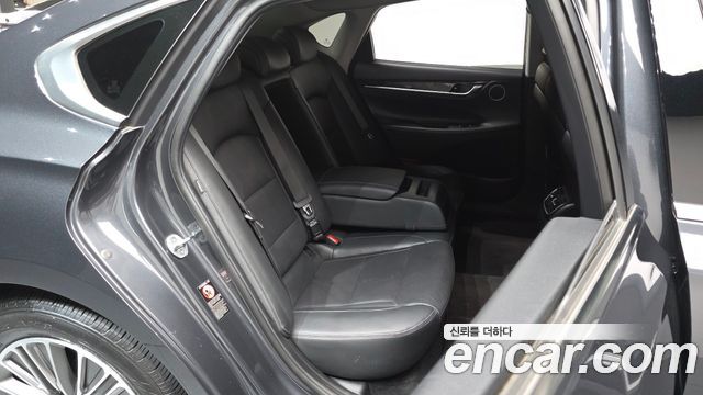 Hyundai Grandeur 2018 — photo 17