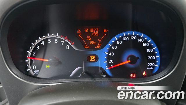 Nissan Cube 2012 — photo 11