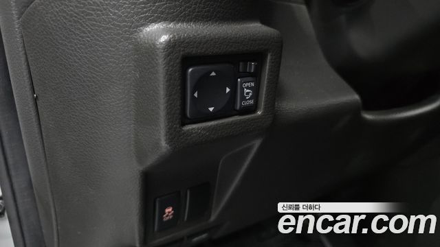 Nissan Cube 2012 — photo 23