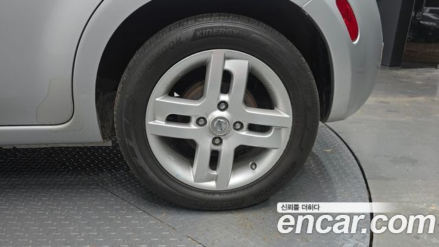Nissan Cube 2012 — photo 7