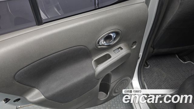 Nissan Cube 2012 — photo 15