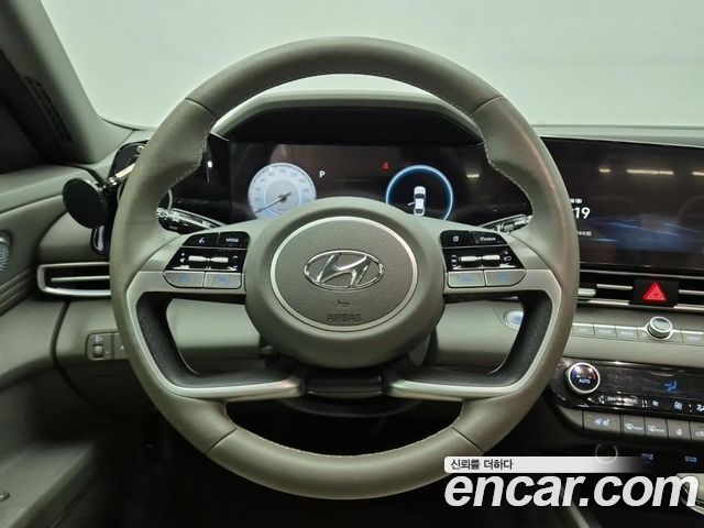 Hyundai AVANTE 2023 — photo 9