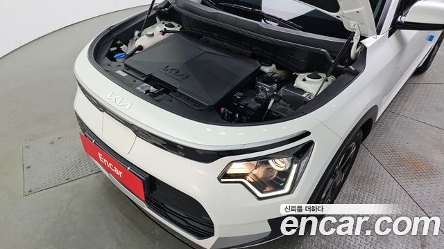 Kia Niro 2023 — photo 6