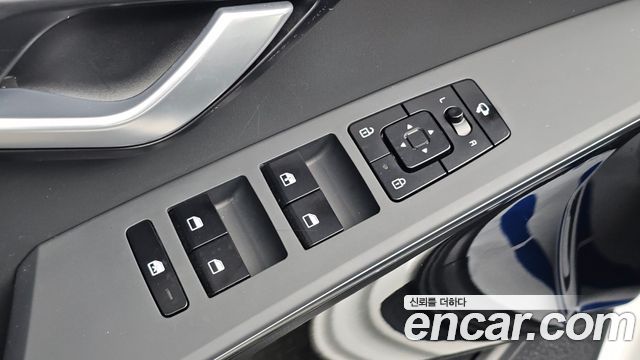 Kia Niro 2023 — photo 13