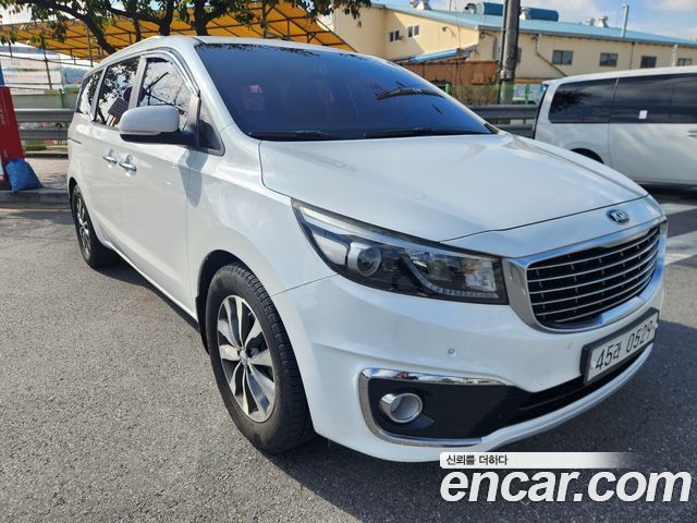 Kia Canival 2016 — photo 2