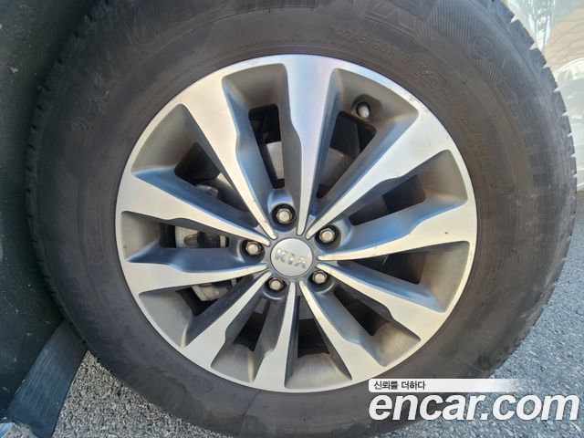 Kia Canival 2016 — photo 20