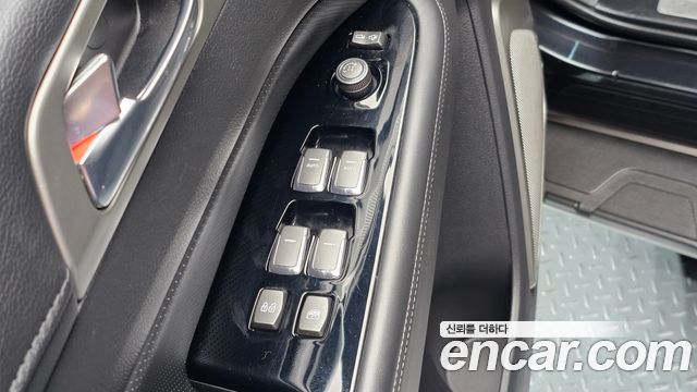 KG Mobility Rexton 2018 — photo 23