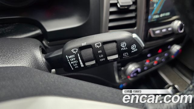 KG Mobility Rexton 2018 — photo 25