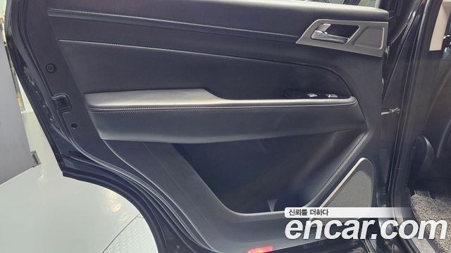 KG Mobility Rexton 2018 — photo 15