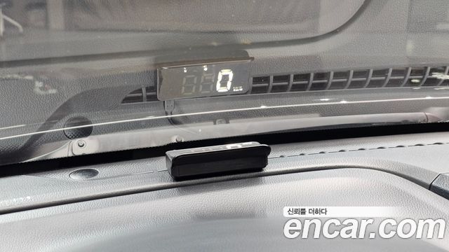 KG Mobility Rexton 2018 — photo 27