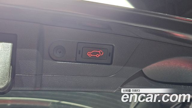 KG Mobility Rexton 2018 — photo 30