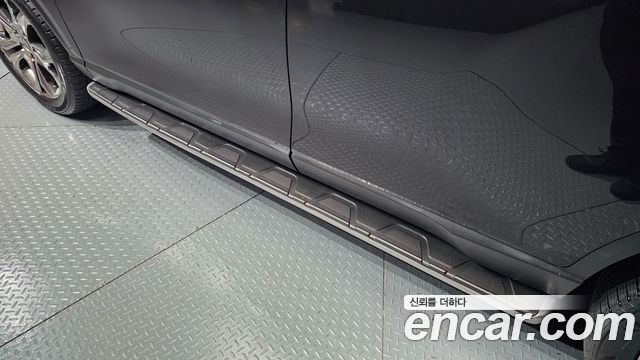 KG Mobility Rexton 2018 — photo 32