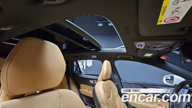 Volvo V60 2020 — photo 18
