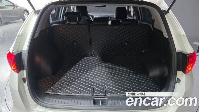 Kia Sportage 2016 — photo 19