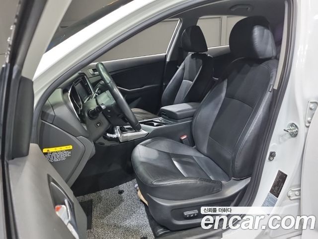 Kia K5 2014 — photo 17