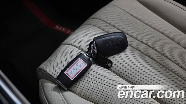 Genesis GV80 2022 — photo 21