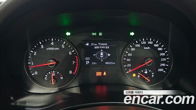 Kia K7 2016 — photo 11