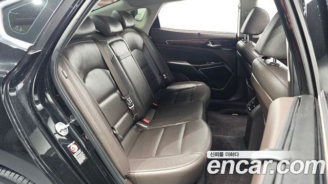 Kia K7 2016 — photo 17