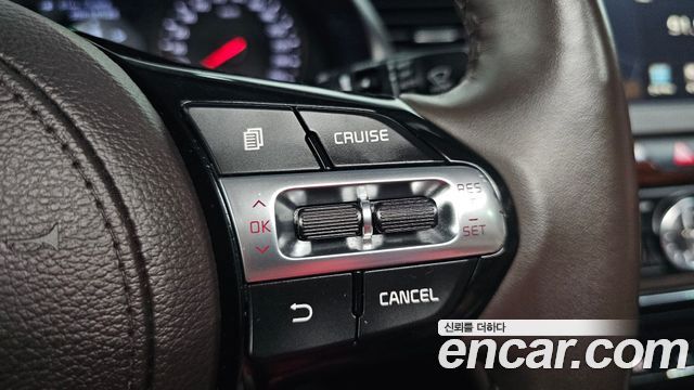 Kia K7 2016 — photo 19