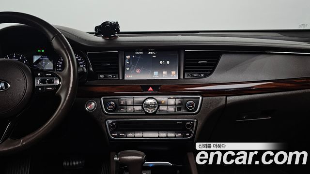 Kia K7 2016 — photo 20