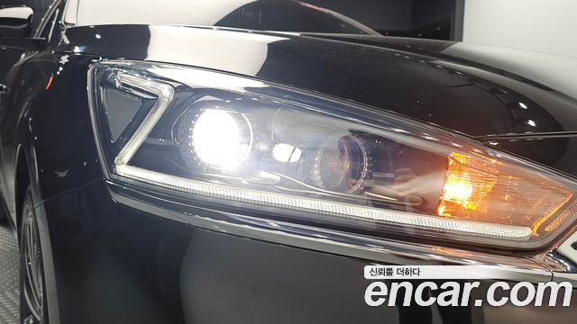 Kia K7 2016 — photo 8