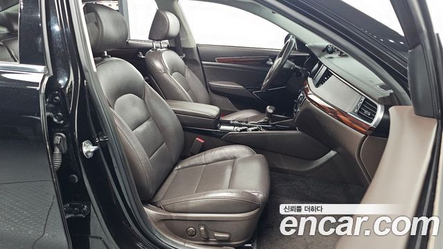 Kia K7 2016 — photo 16
