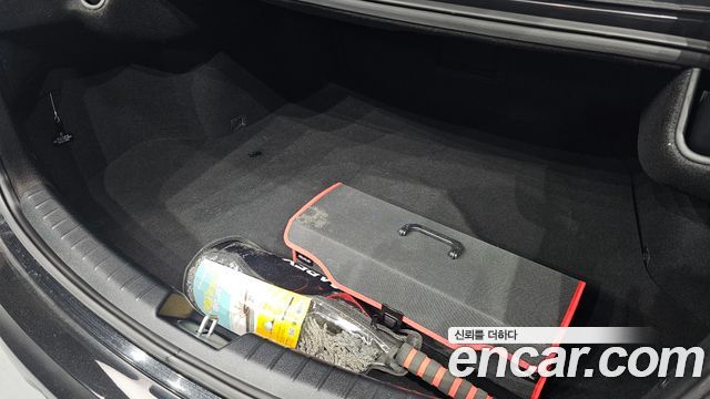 Kia K7 2016 — photo 27