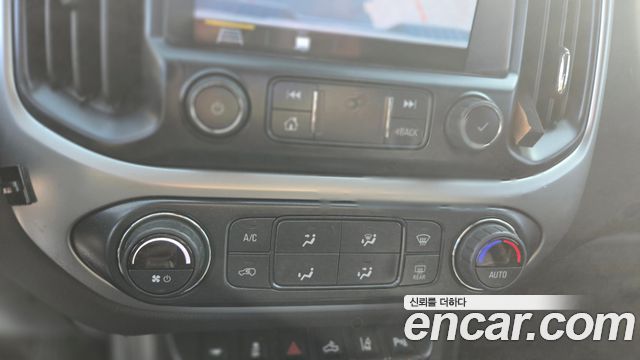Chevrolet Korea Colorado 2020 — photo 16