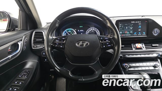 Hyundai Grandeur 2019 — photo 19