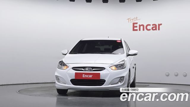 Hyundai Accent 2014 — photo 3