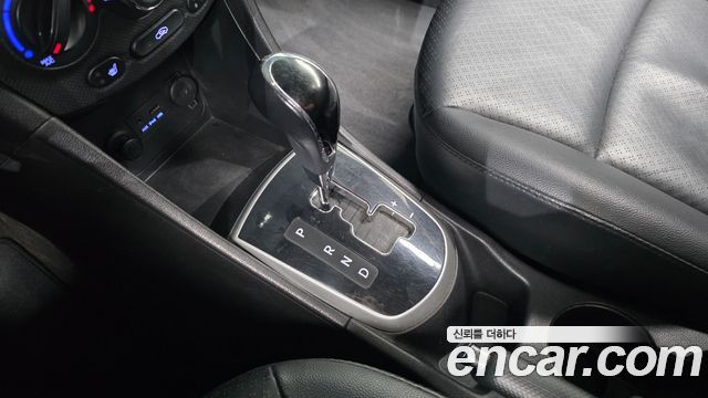 Hyundai Accent 2014 — photo 9