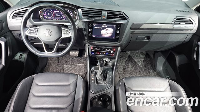 Volkswagen Tiguan 2023 — photo 7