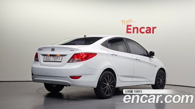 Hyundai Accent 2014 — photo 2