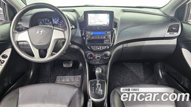 Hyundai Accent 2014 — photo 10