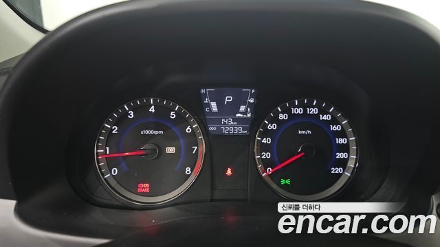 Hyundai Accent 2014 — photo 11