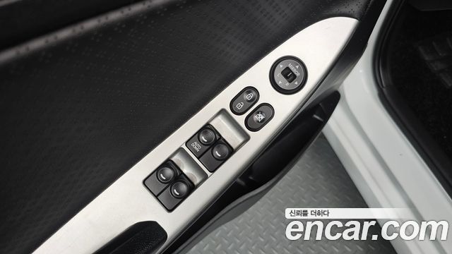 Hyundai Accent 2014 — photo 25