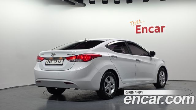 Hyundai AVANTE 2012 — photo 2