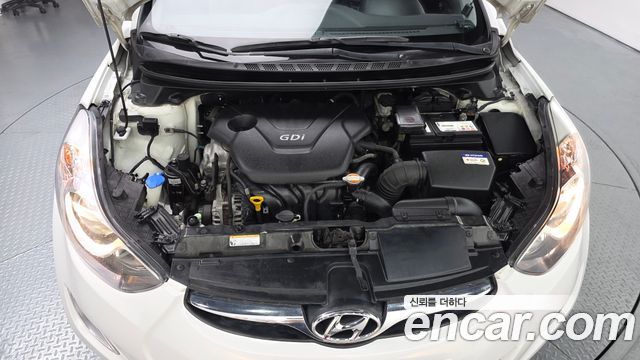 Hyundai AVANTE 2012 — photo 6