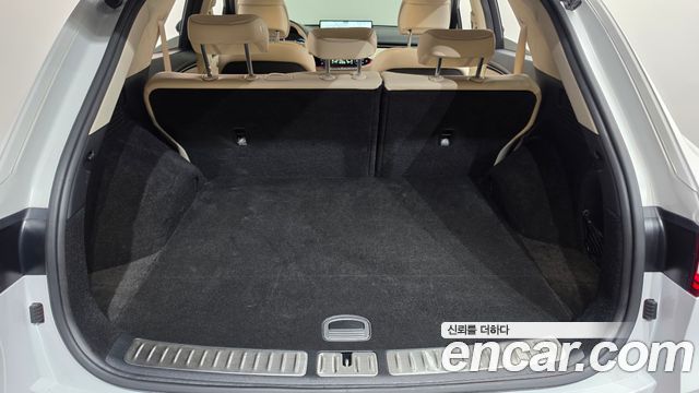 Genesis GV70 2022 — photo 25
