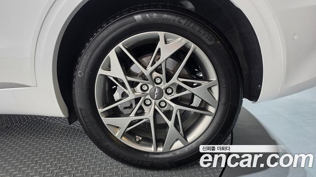 Genesis GV70 2022 — photo 7