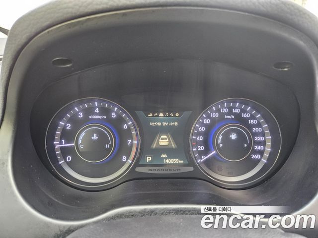 Hyundai Grandeur 2016 — photo 7