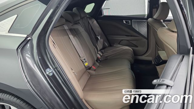 Kia K8 2023 — photo 17