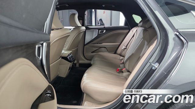 Kia K8 2023 — photo 18