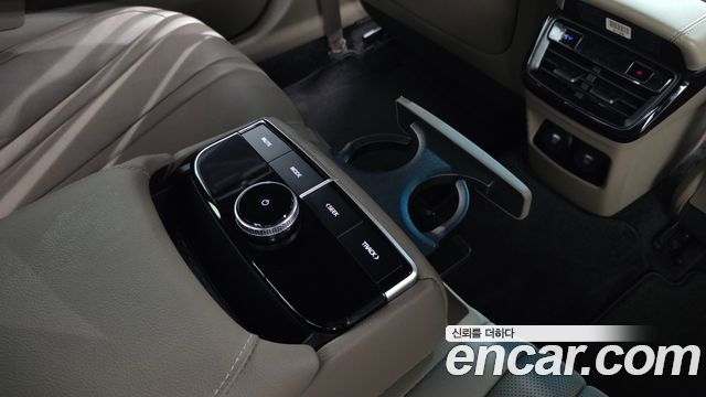 Kia K8 2023 — photo 32