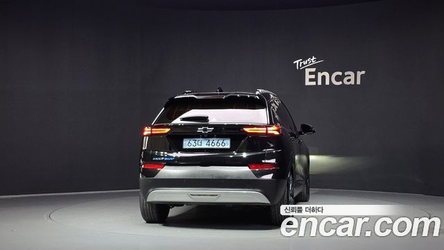 Chevrolet Korea 볼트 EUV 2022 — photo 4