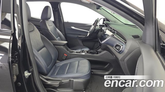 Chevrolet Korea 볼트 EUV 2022 — photo 17
